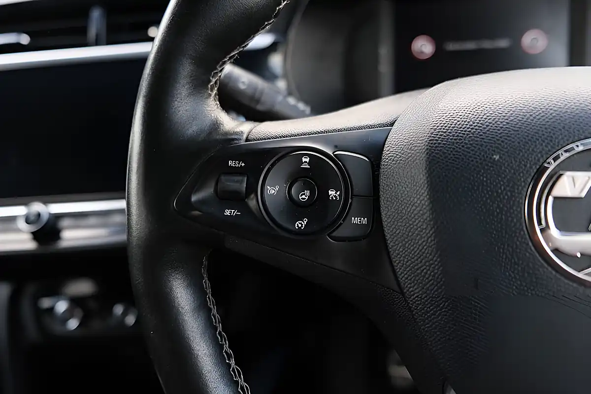 Used 2023 Vauxhall Corsa Ultimate White - Interior and Exterior details 15