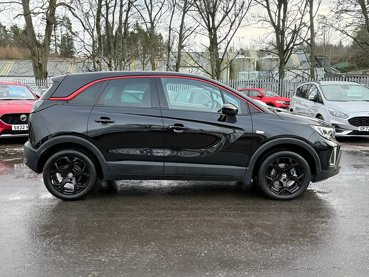 Used 2023 Vauxhall Crossland Gs Carbon Black - Interior and Exterior details 4