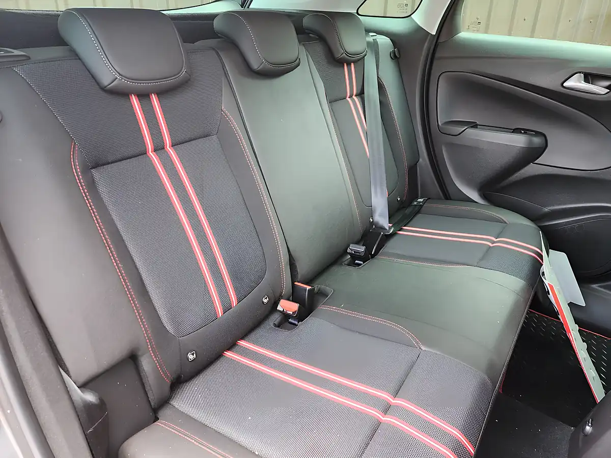 Used 2023 Vauxhall Crossland Gs Grey - Interior and Exterior details 16