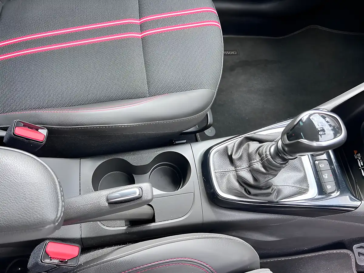 Used 2023 Vauxhall Crossland Gs Grey - Interior and Exterior details 14