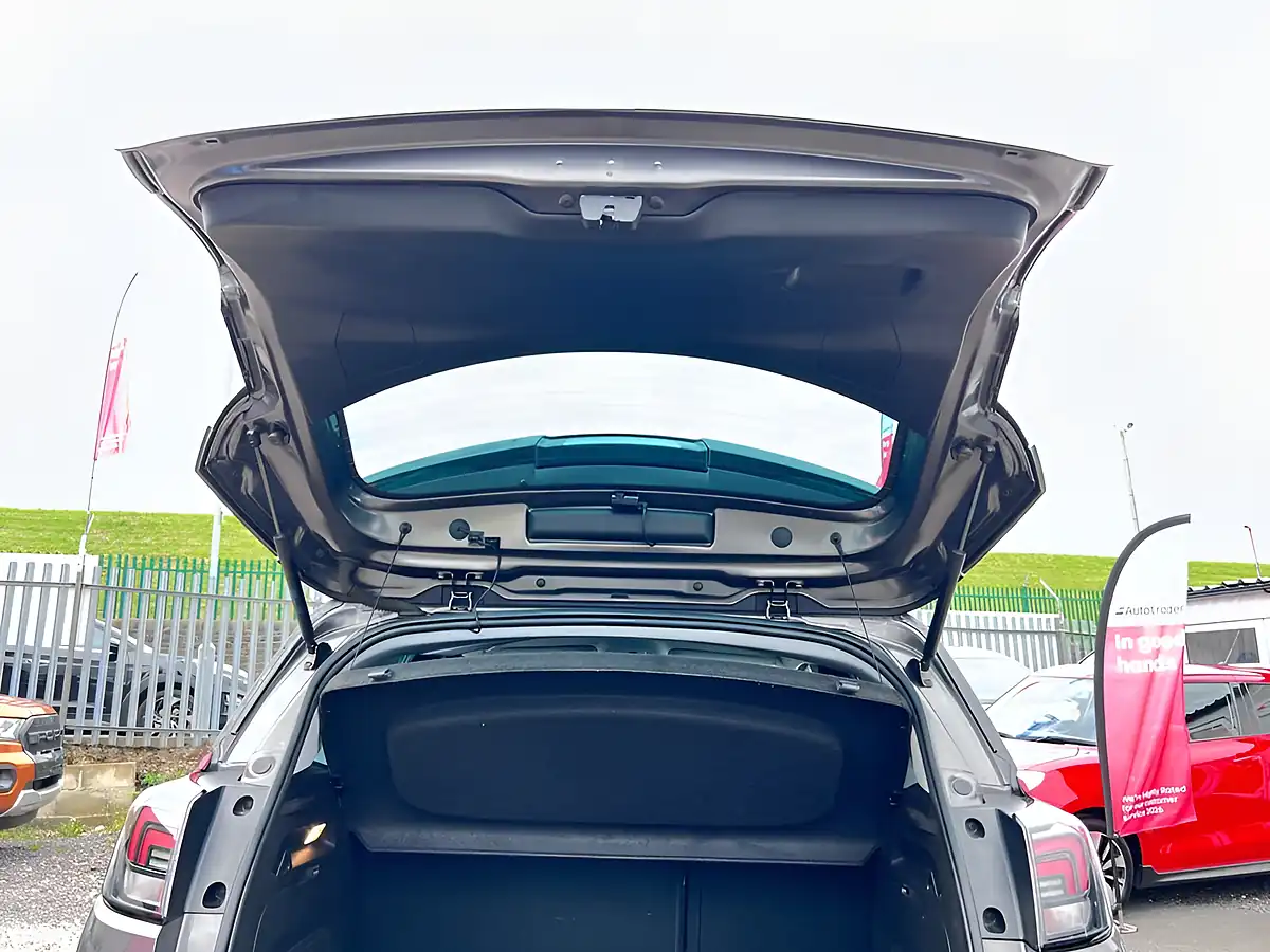 Used 2023 Vauxhall Crossland Gs Grey - Interior and Exterior details 16