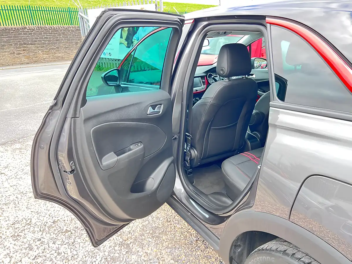 Used 2023 Vauxhall Crossland Gs Grey - Interior and Exterior details 18