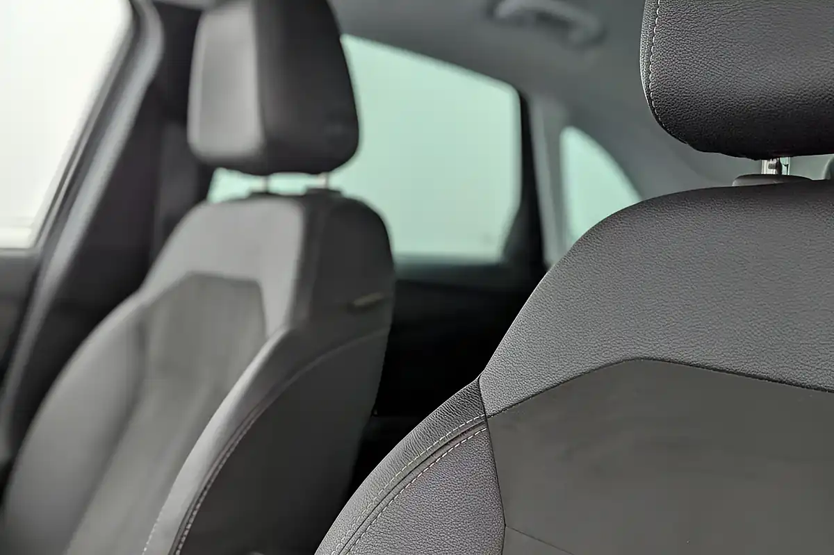 Used 2023 Vauxhall Crossland Ultimate Black - Interior and Exterior details 13