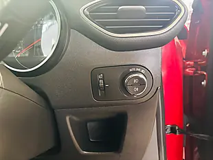 Used 2023 Vauxhall Crossland Ultimate Red - Interior and Exterior details 19