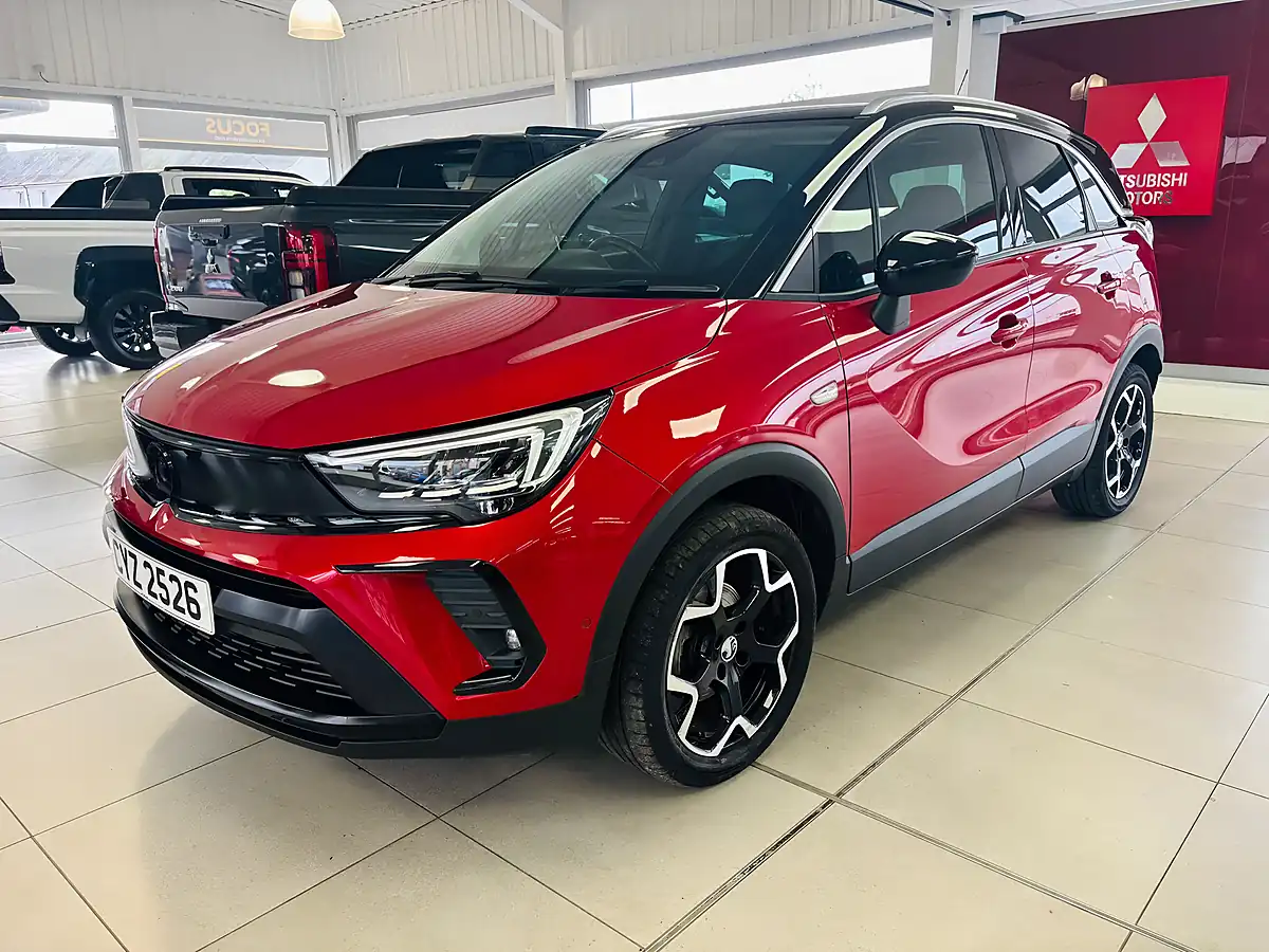 Used 2023 Vauxhall Crossland Ultimate Red - Interior and Exterior details 3