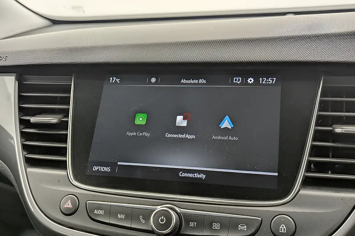 Used 2023 Vauxhall Crossland Ultimate White - Interior and Exterior details 14