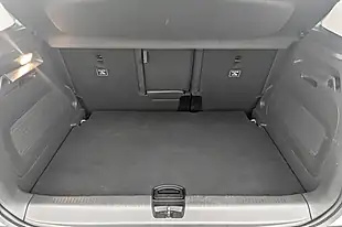 Used 2023 Vauxhall Crossland Ultimate White - Interior and Exterior details 17