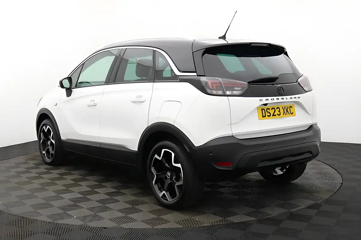 Used 2023 Vauxhall Crossland Ultimate White - Interior and Exterior details 5