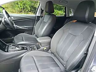 Used 2023 Vauxhall Grandland Elite Grey - Interior and Exterior details 18