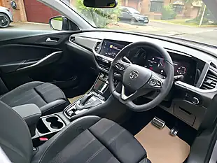 Used 2023 Vauxhall Grandland Elite Grey - Interior and Exterior details 8