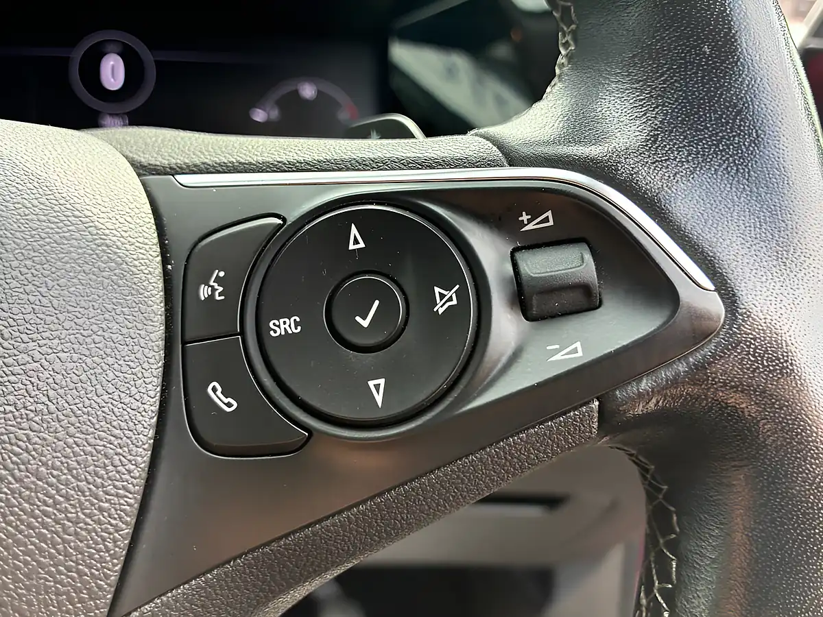 Used 2023 Vauxhall Grandland Elite Red - Interior and Exterior details 13