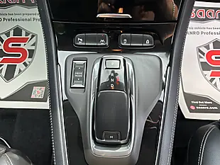 Used 2023 Vauxhall Grandland Elite Red - Interior and Exterior details 14