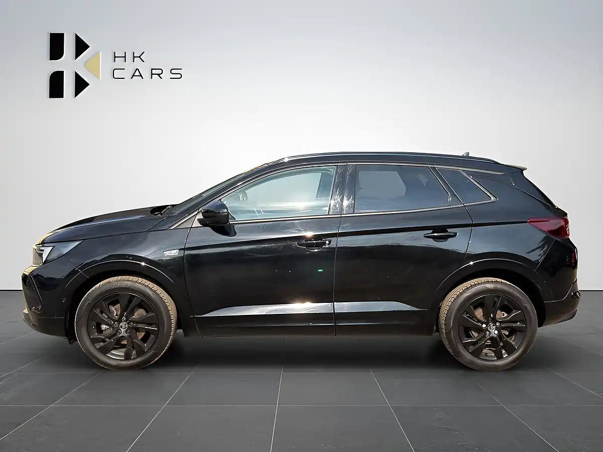 Used 2023 Vauxhall Grandland Gs Black - Interior and Exterior details 7