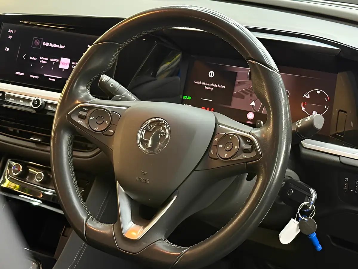 Used 2023 Vauxhall Grandland Gs Grey - Interior and Exterior details 15