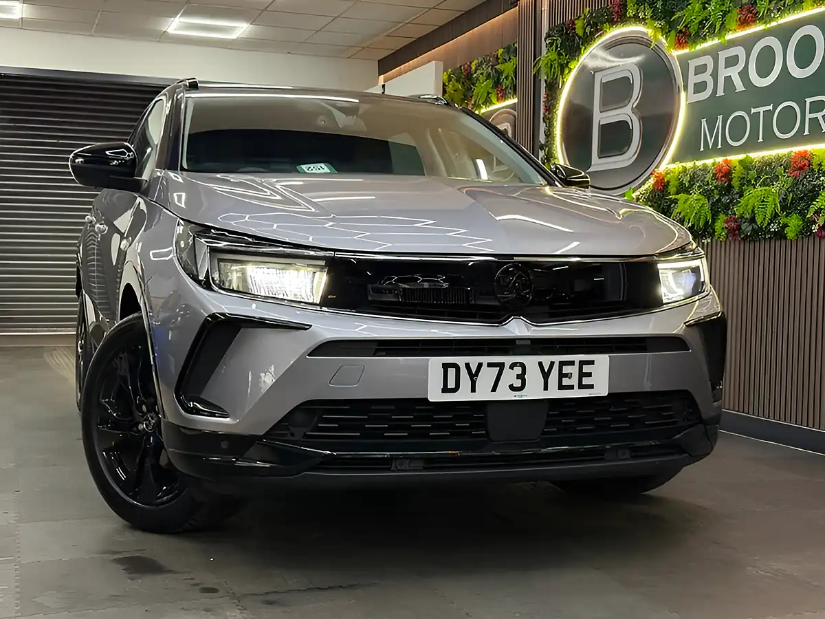 Used 2023 Vauxhall Grandland Gs Grey - Interior and Exterior details 3
