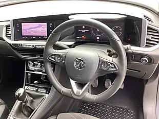 Used 2023 Vauxhall Grandland Ultimate Arctic White (brilliant Paint) - Interior and Exterior details 10