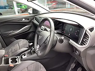 Used 2023 Vauxhall Grandland Ultimate Arctic White (brilliant Paint) - Interior and Exterior details 6