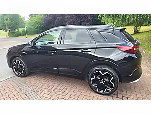 Used 2023 Vauxhall Grandland Ultimate Black - Interior and Exterior details 12
