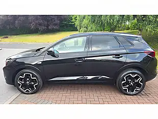 Used 2023 Vauxhall Grandland Ultimate Black - Interior and Exterior details 15