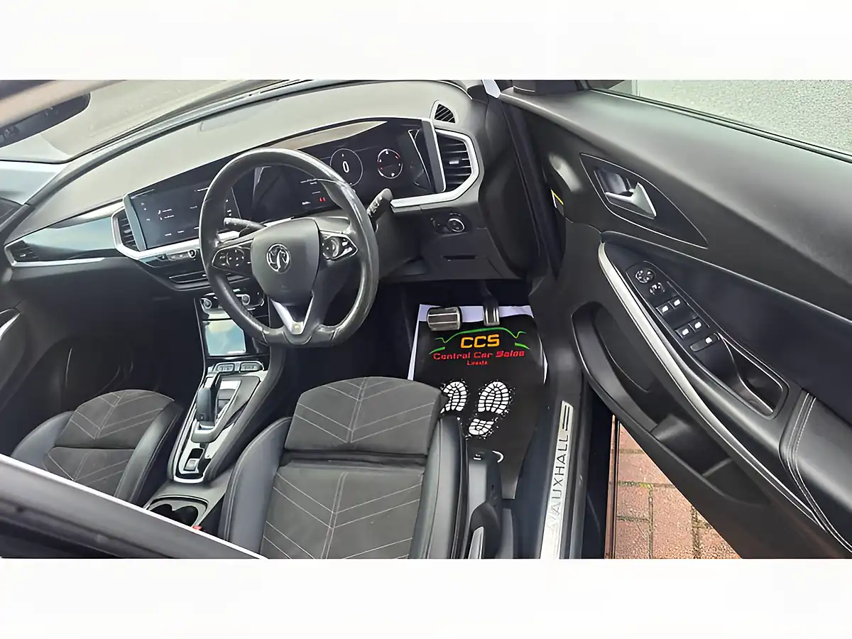Used 2023 Vauxhall Grandland Ultimate Black - Interior and Exterior details 19
