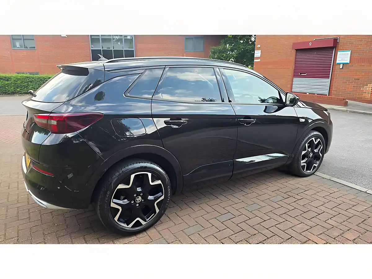Used 2023 Vauxhall Grandland Ultimate Black - Interior and Exterior details 7