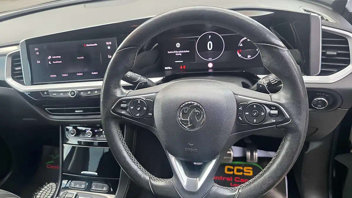 Used 2023 Vauxhall Grandland Ultimate Black - Interior and Exterior details 13