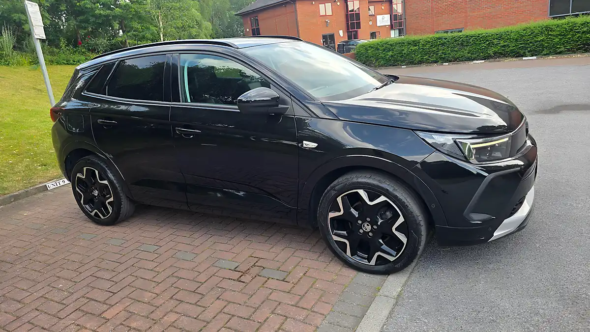Used 2023 Vauxhall Grandland Ultimate Black - Interior and Exterior details 5