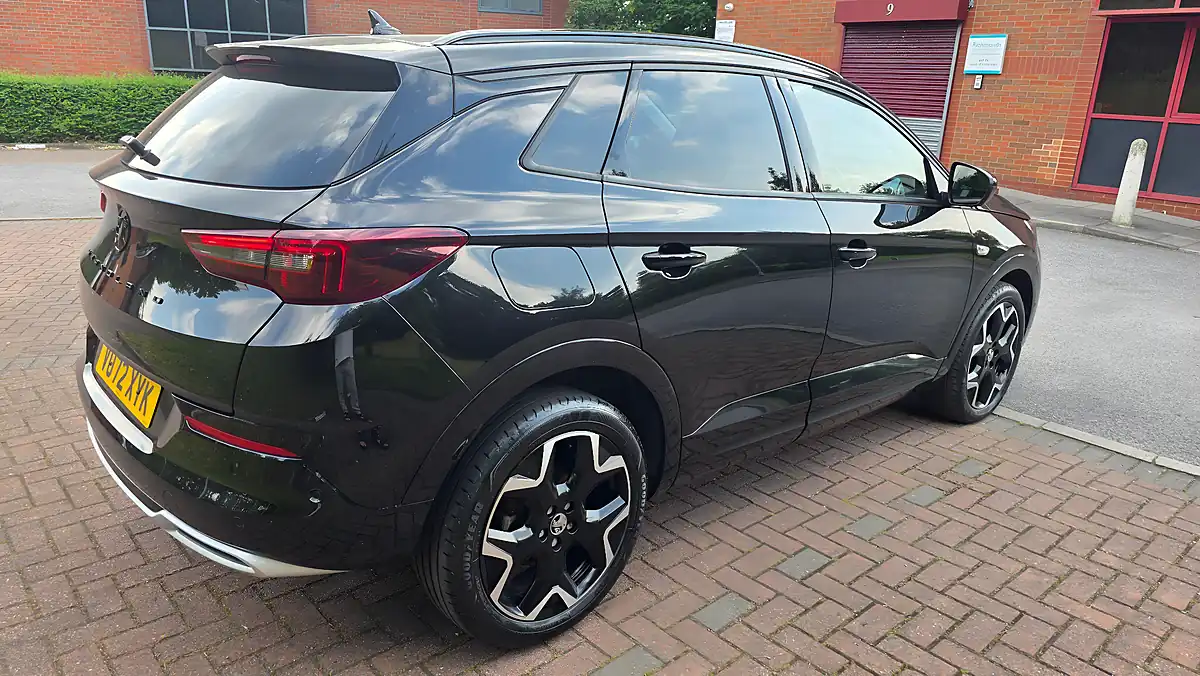 Used 2023 Vauxhall Grandland Ultimate Black - Interior and Exterior details 9