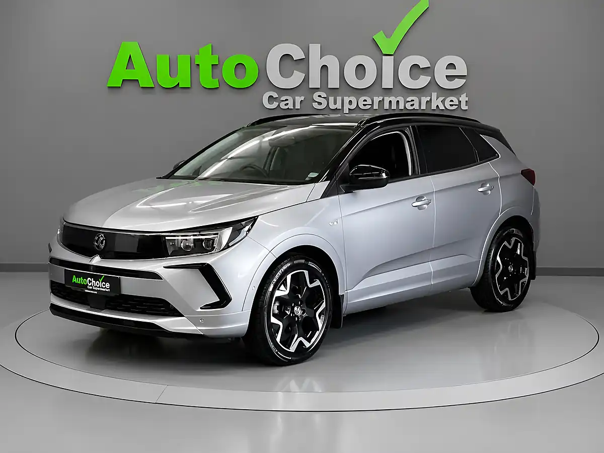 Used 2023 Vauxhall Grandland Ultimate Grey - Interior and Exterior details 3