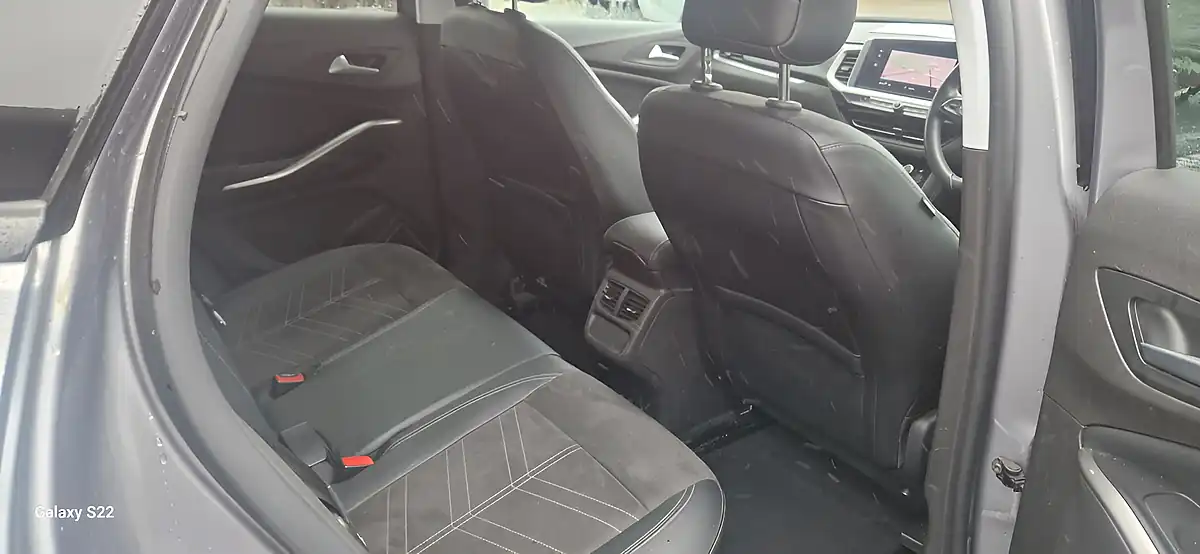 Used 2023 Vauxhall Grandland Ultimate Grey - Interior and Exterior details 13