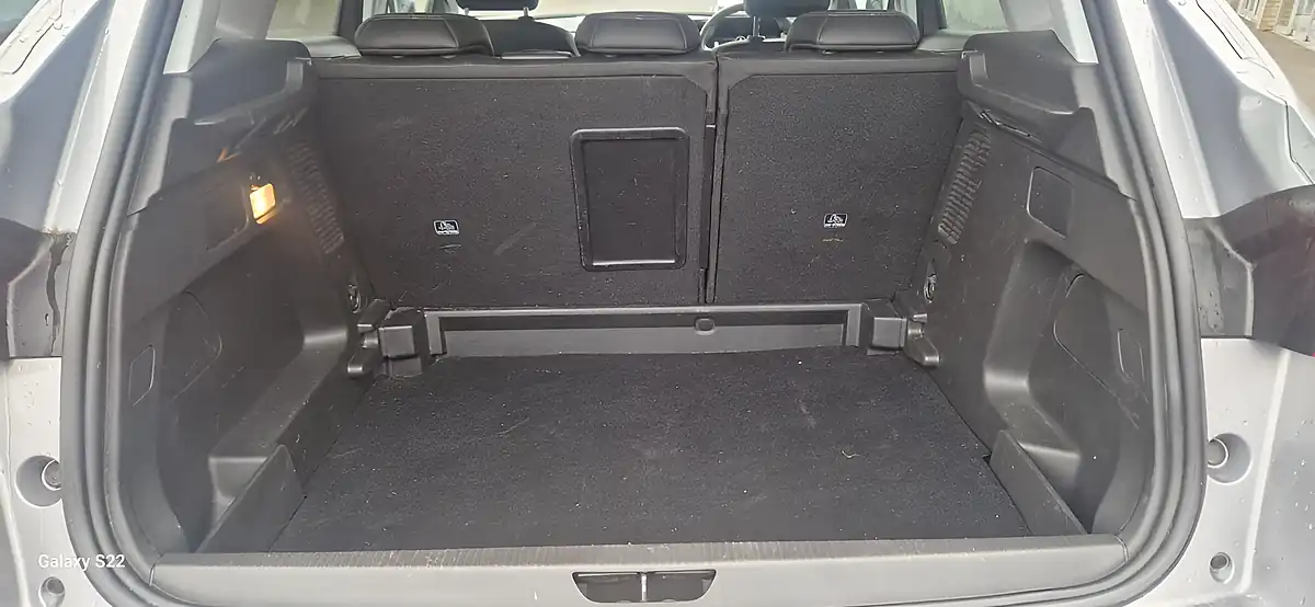 Used 2023 Vauxhall Grandland Ultimate Grey - Interior and Exterior details 20