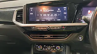 Used 2023 Vauxhall Grandland Ultimate Grey - Interior and Exterior details 14