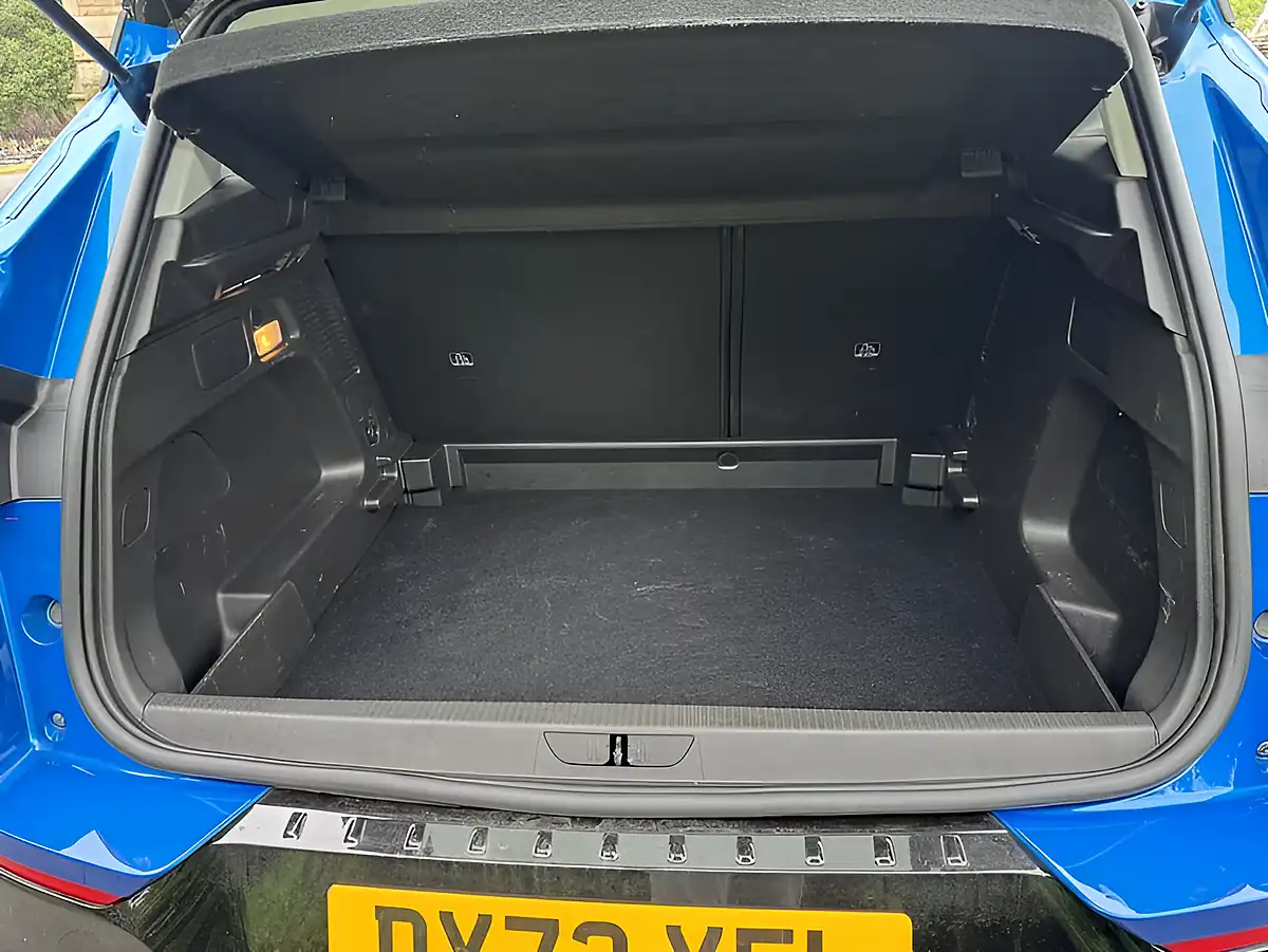 Used 2023 Vauxhall Grandland X Gs Cobalt Blue - Interior and Exterior details 10