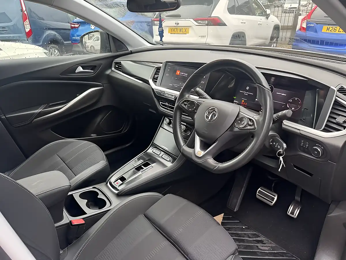 Used 2023 Vauxhall Grandland X Gs Grey - Interior and Exterior details 11
