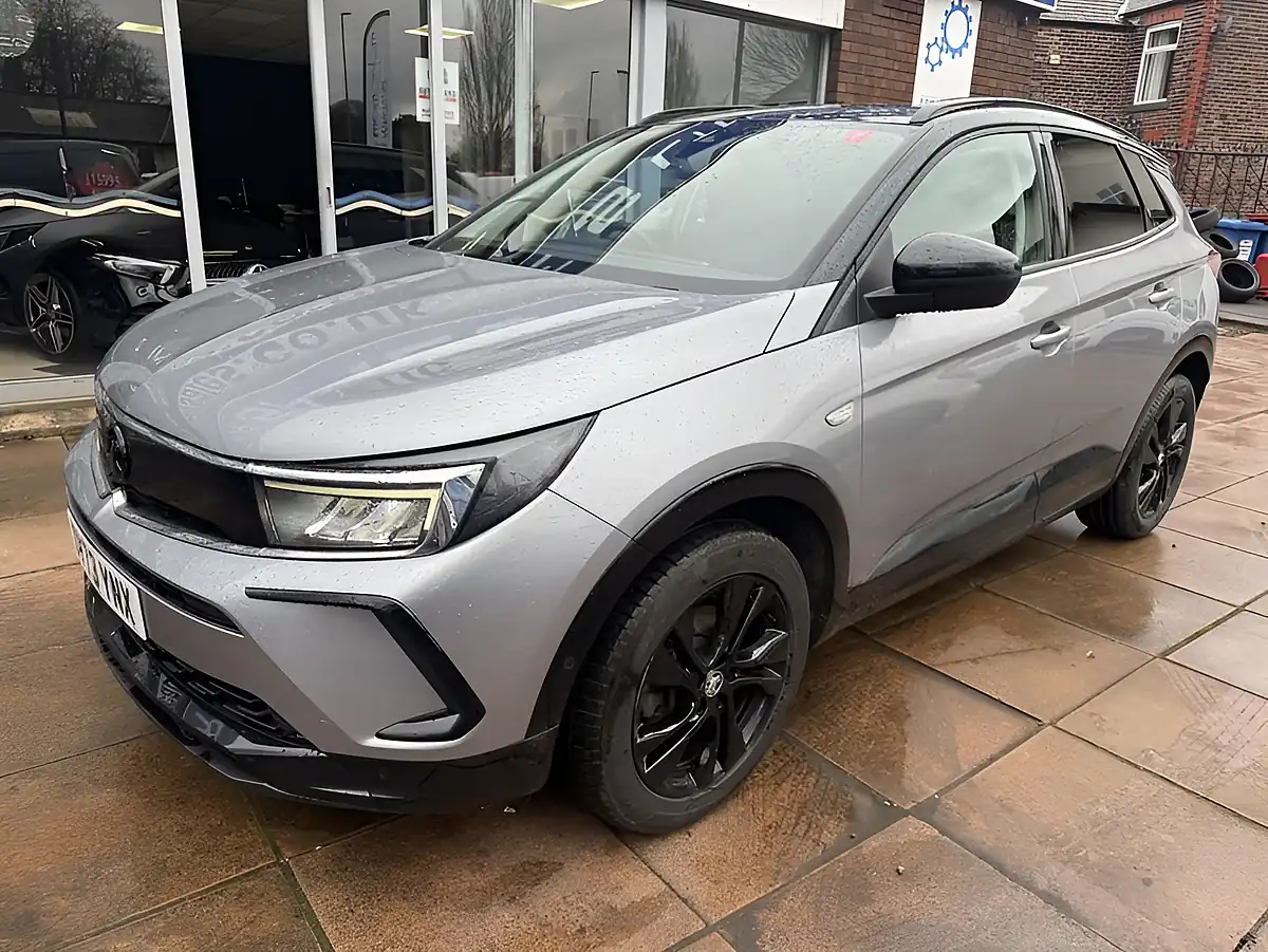 Used 2023 Vauxhall Grandland X Gs Grey - Interior and Exterior details 3
