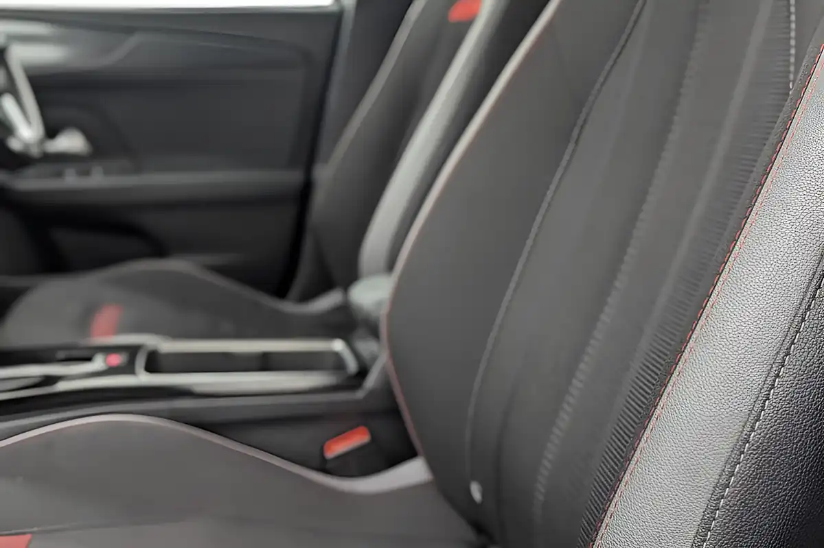 Used 2023 Vauxhall Mokka Electric Gs Grey - Interior and Exterior details 13
