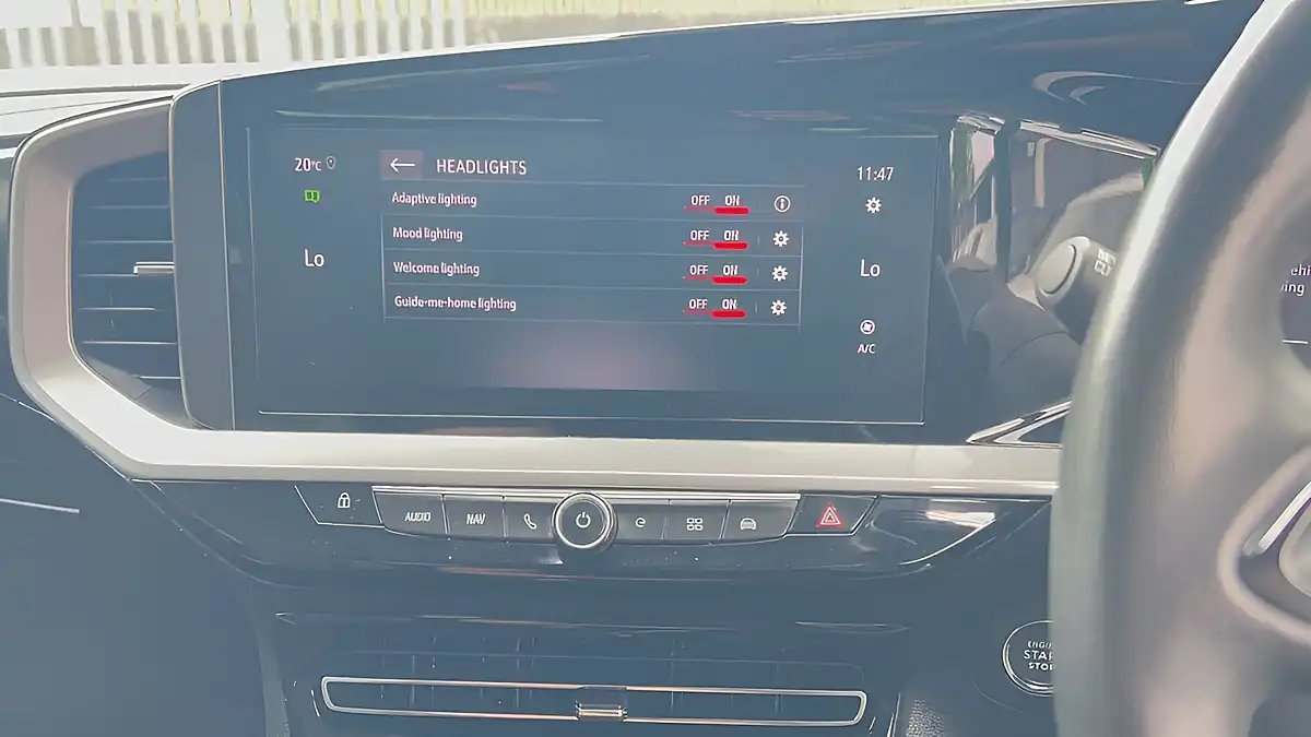 Used 2023 Vauxhall Mokka Electric Ultimate Green - Interior and Exterior details 13