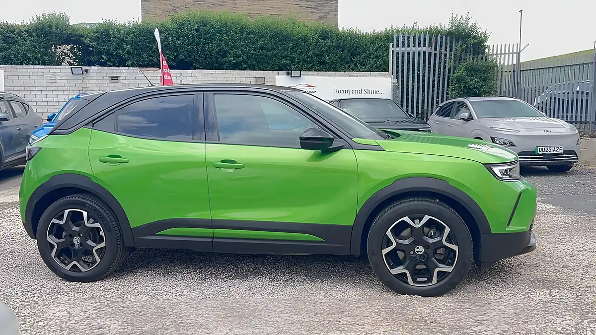 Used 2023 Vauxhall Mokka Electric Ultimate Green - Interior and Exterior details 4