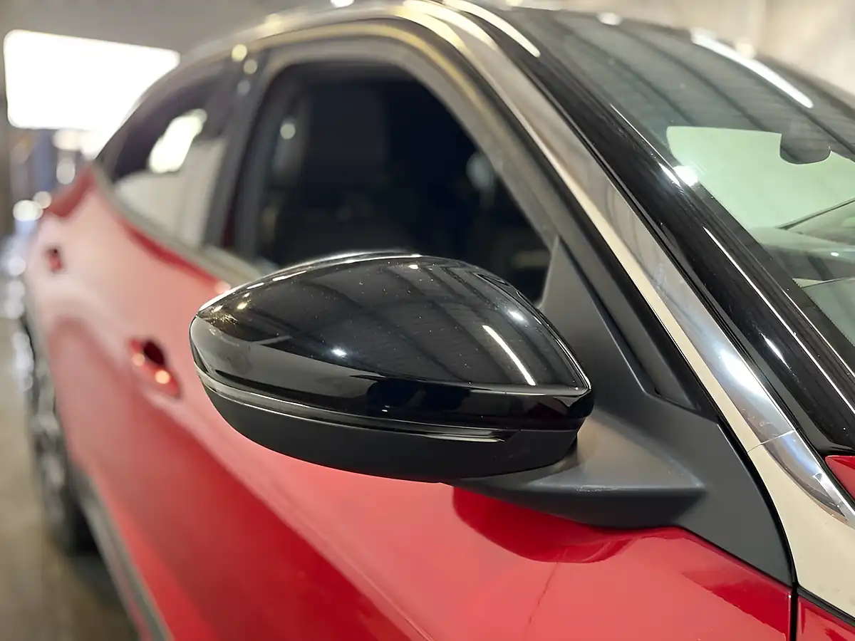 Used 2023 Vauxhall Mokka Electric Ultimate Red - Interior and Exterior details 9
