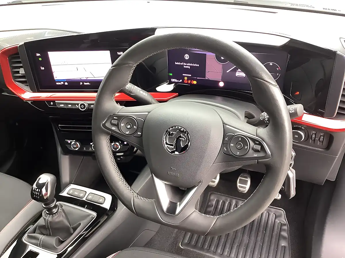 Used 2023 Vauxhall Mokka Gs Arctic White - Interior and Exterior details 11