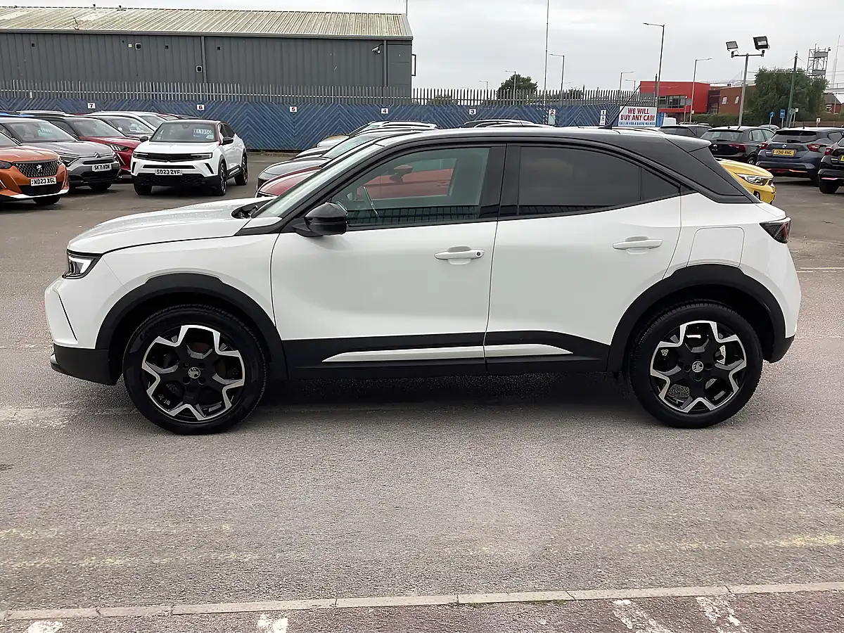 Used 2023 Vauxhall Mokka Gs Arctic White - Interior and Exterior details 9