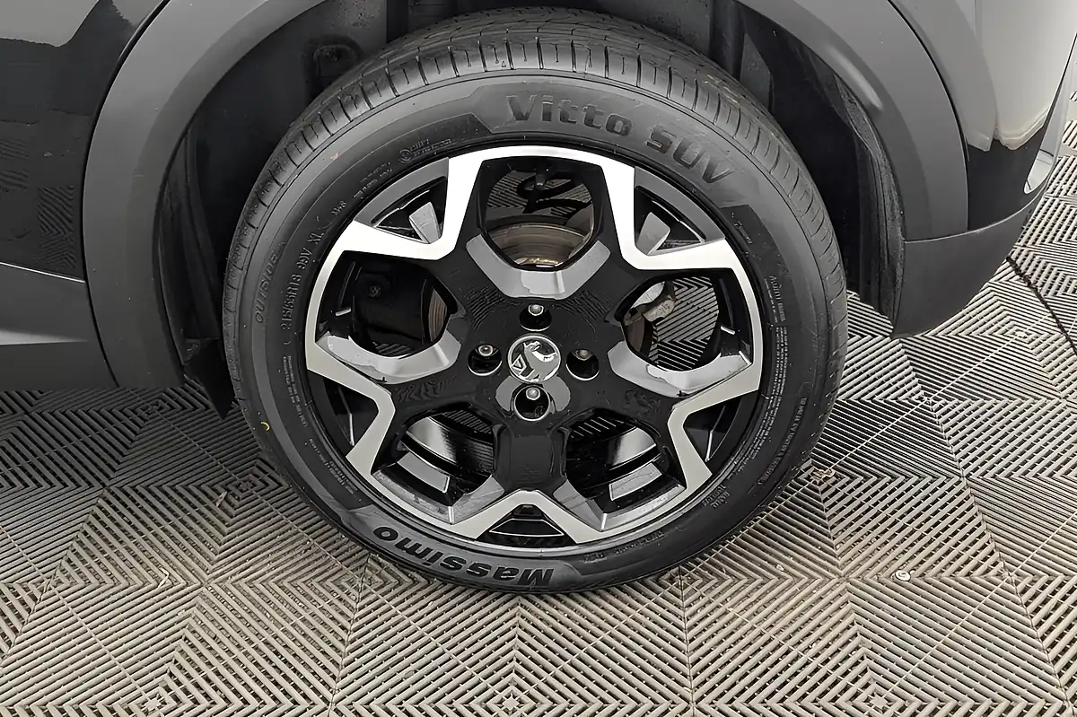 Used 2023 Vauxhall Mokka Gs Carbon Black - Interior and Exterior details 20