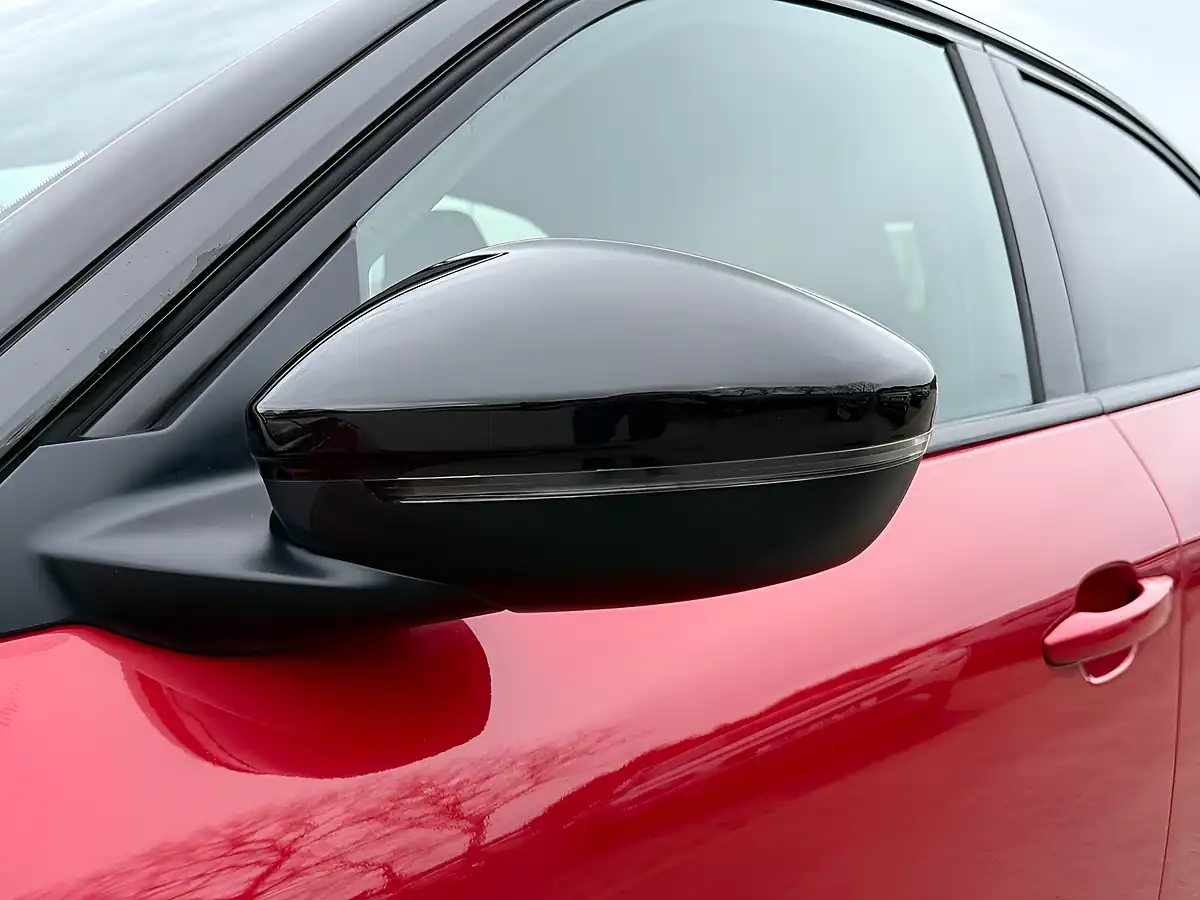 Used 2023 Vauxhall Mokka Gs Cosmic Red - Interior and Exterior details 9