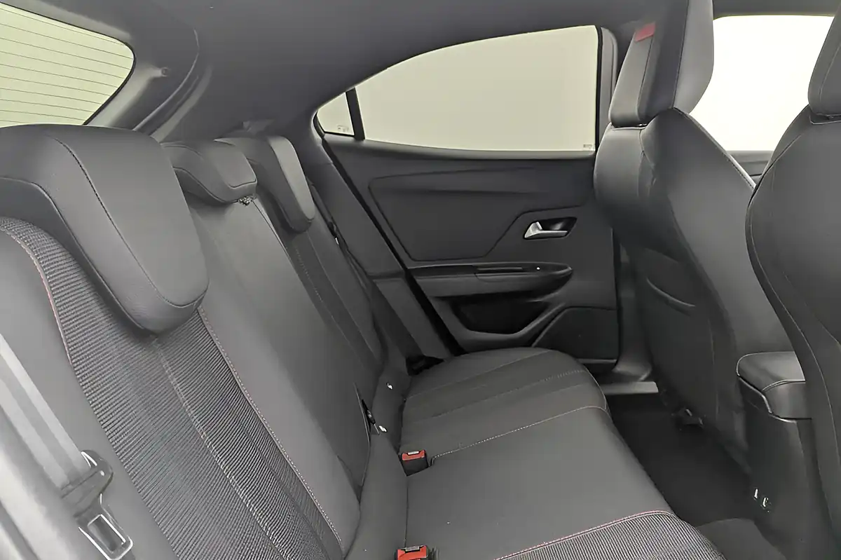 Used 2023 Vauxhall Mokka Gs White - Interior and Exterior details 10