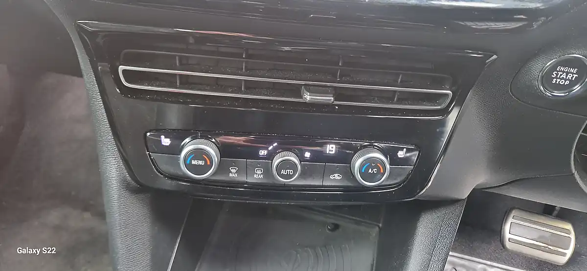 Used 2023 Vauxhall Mokka Ultimate Blue - Interior and Exterior details 19
