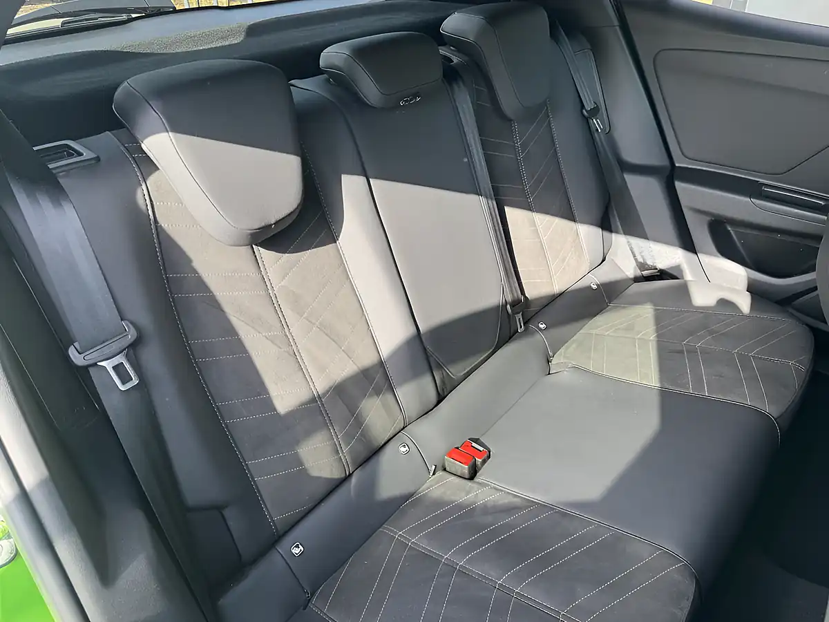 Used 2023 Vauxhall Mokka Ultimate Green - Interior and Exterior details 14
