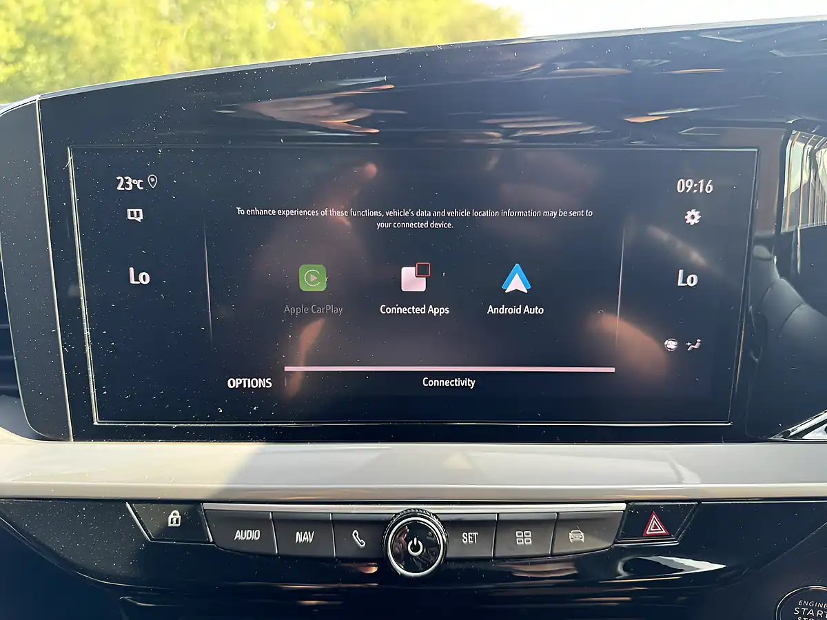Used 2023 Vauxhall Mokka Ultimate Green - Interior and Exterior details 3