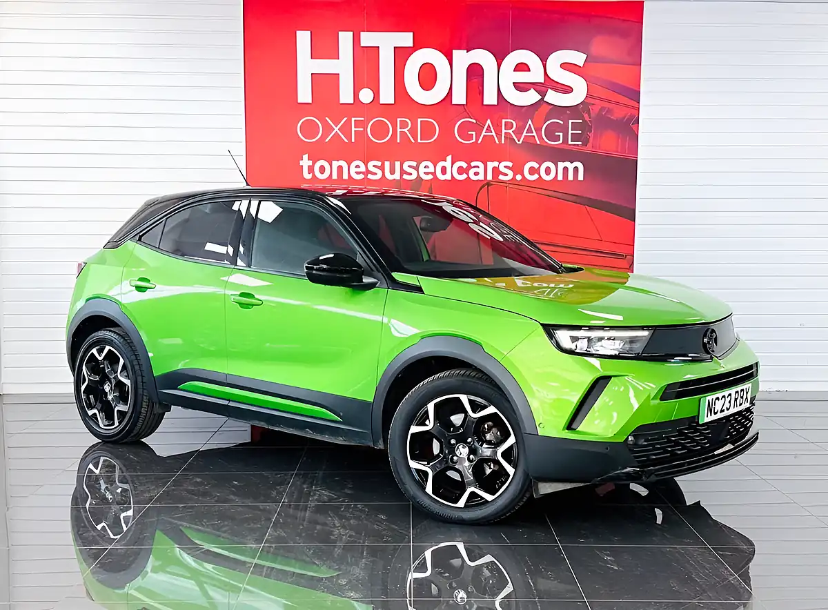 Used 2023 Vauxhall Mokka Ultimate Green - Front View