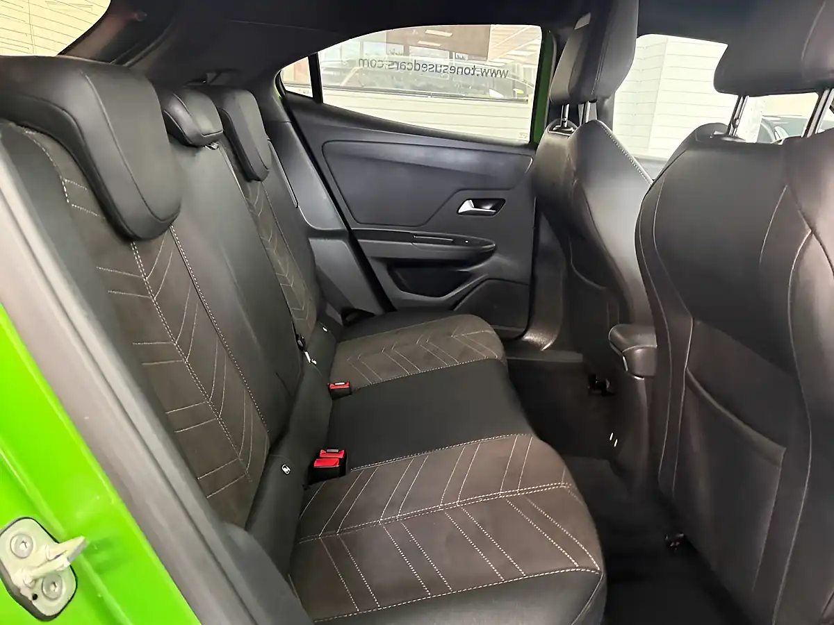 Used 2023 Vauxhall Mokka Ultimate Green - Interior and Exterior details 5