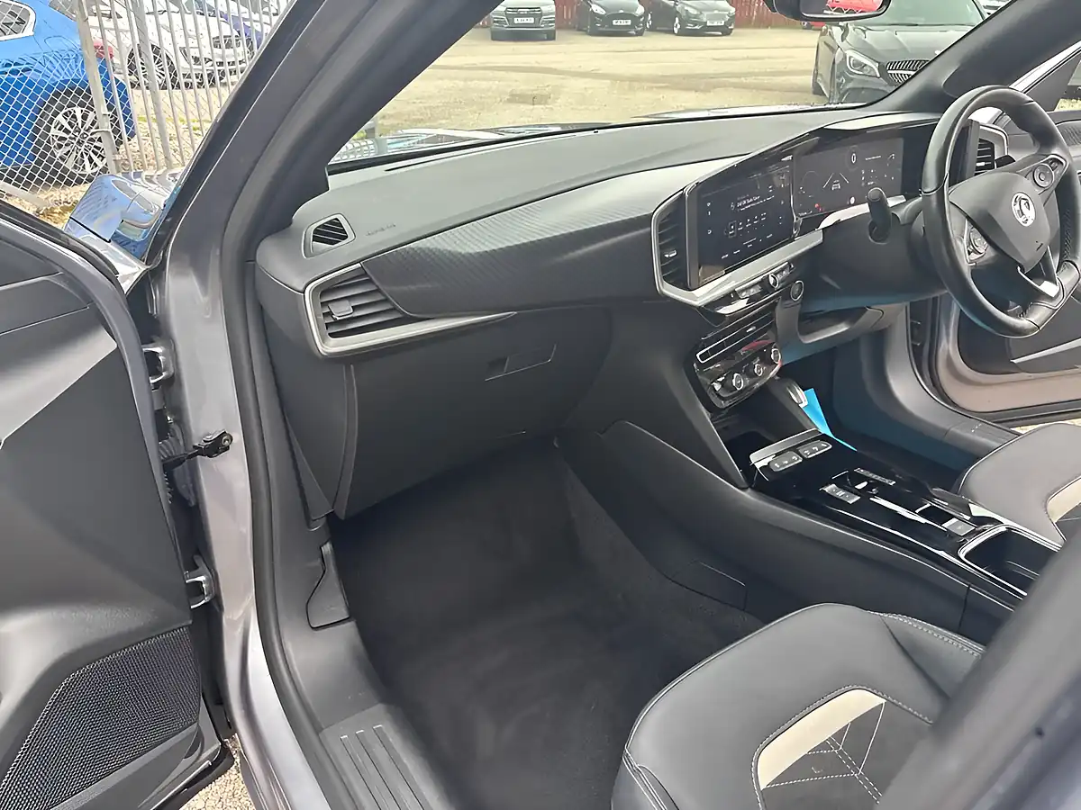 Used 2023 Vauxhall Mokka Ultimate Grey - Interior and Exterior details 17